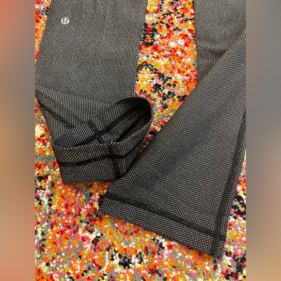 Lululemon tie waist loose ankle leggings size 6 - Picture 6 of 7